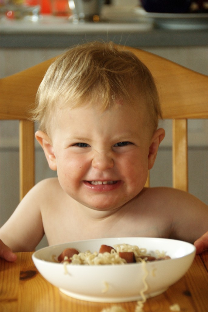 _DSC0556.jpg - Pappa säger "Kan du visa tänderna?"