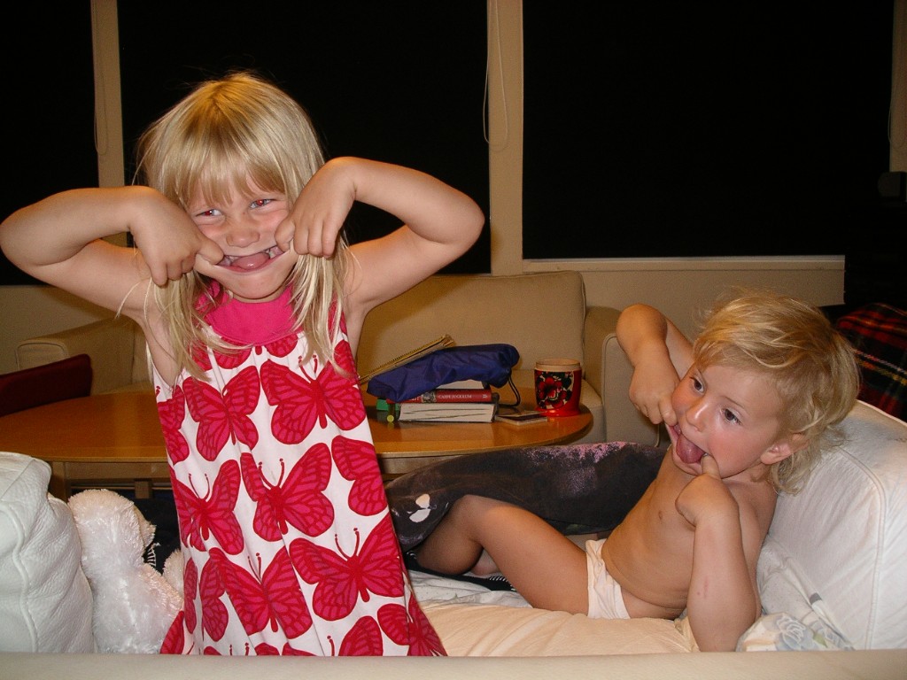 IMGP0770.JPG - Elin & Agnes