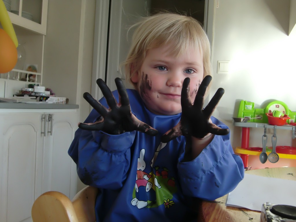 CIMG2649.JPG - Fingerfärg (oavsiktligt...)