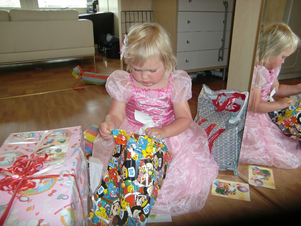 CIMG2868.JPG - Mer födelsedagspresenter