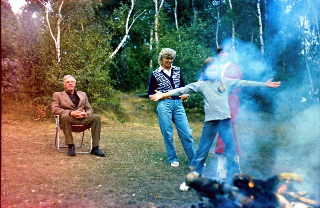 Image-000746.jpg - Grillfesterna vi hade en kväll varje augusti var magiska. Krov, mys och historieberättande.