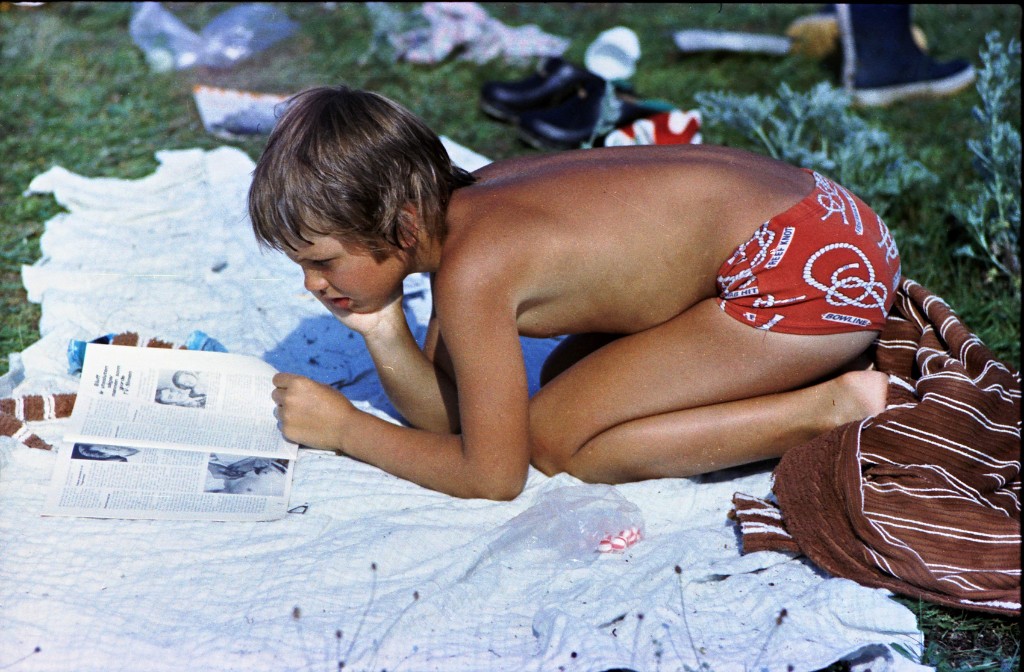 Image-001844.jpg - Älgen är brunare på ruggen än på sommaren