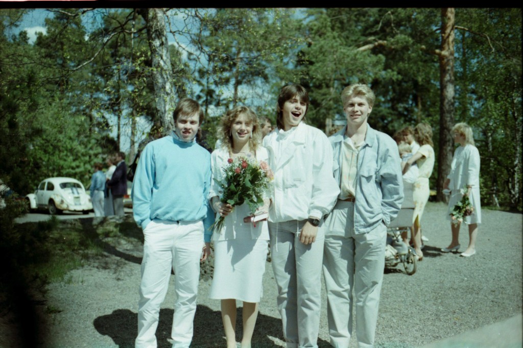 Image-002194.jpg - Systers konfirmation. Fr.v.  Petri, Katarina, jag och Peter