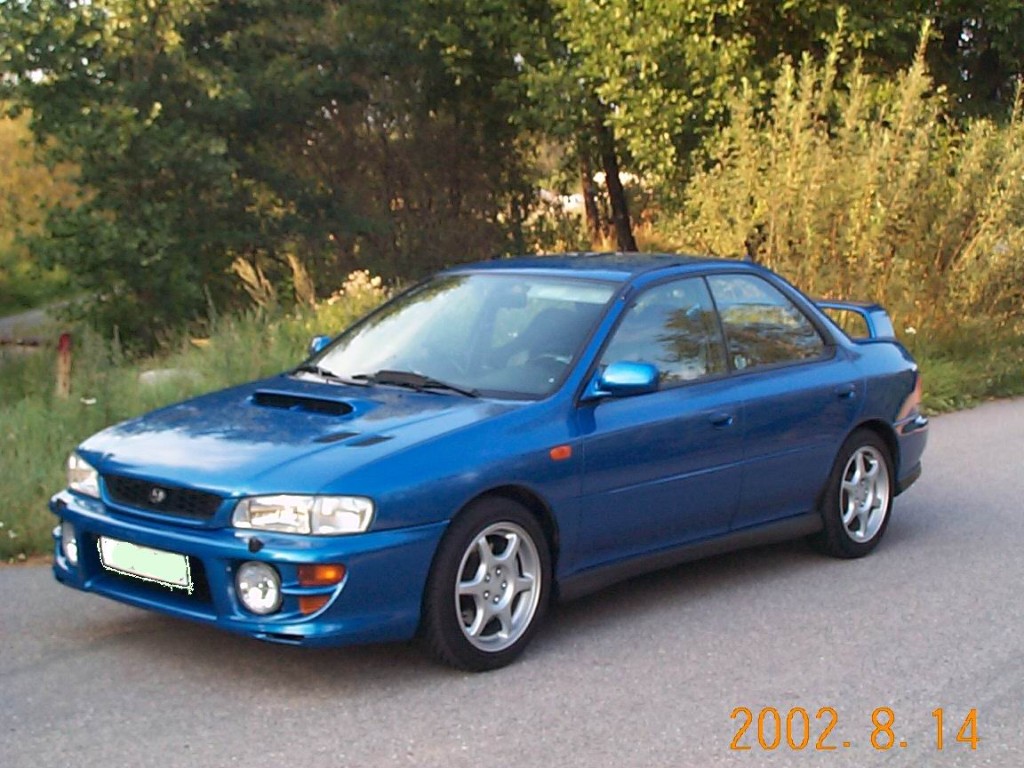 DCP08078.jpg - Imprezan rullar fortfarande