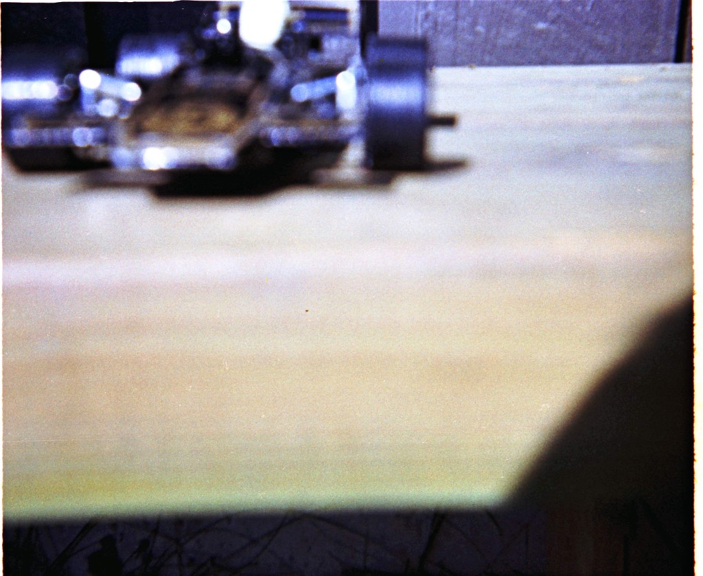 Image-002006.jpg - Tidigt försök att kombinera intresset räserbilar och foto. Objektet är min John Player Special som ni vet vem körde