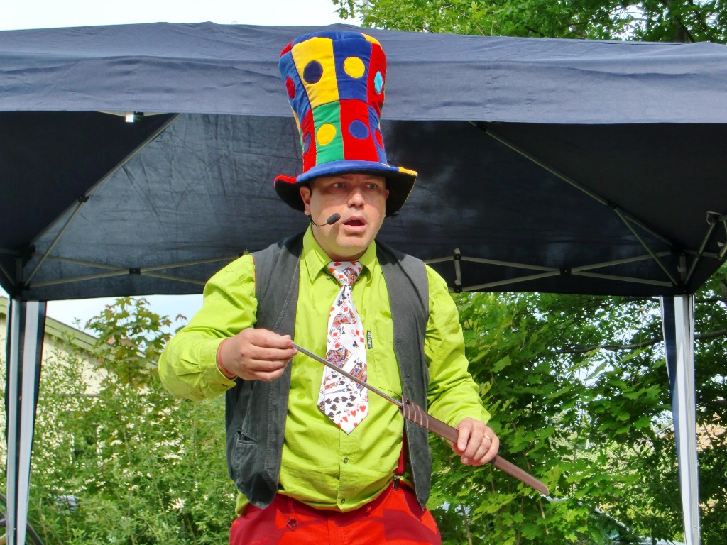 CIMG2143_2.jpg - Filur trollar för barnen