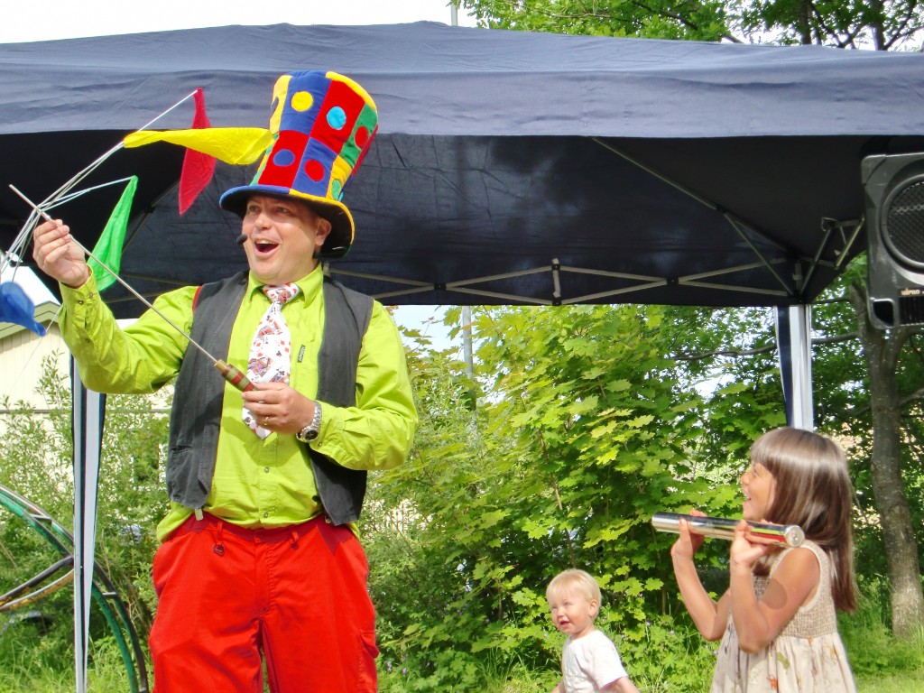 CIMG2158_2.jpg - Filur trollar för barnen - ja det lyckades!!!