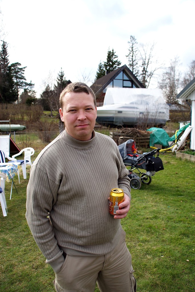 _DSC8056.JPG - Patrik och en öl