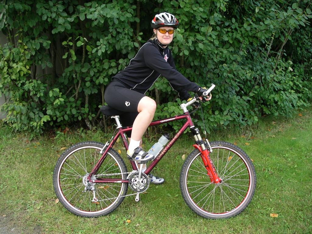 IMGP3268.JPG - Cilla på sin Gary Fisher