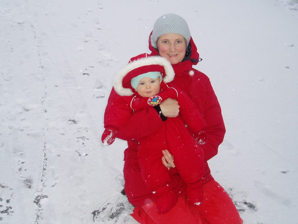 P1220100.JPG - Agnes och jag i Lerum i januari 2007.