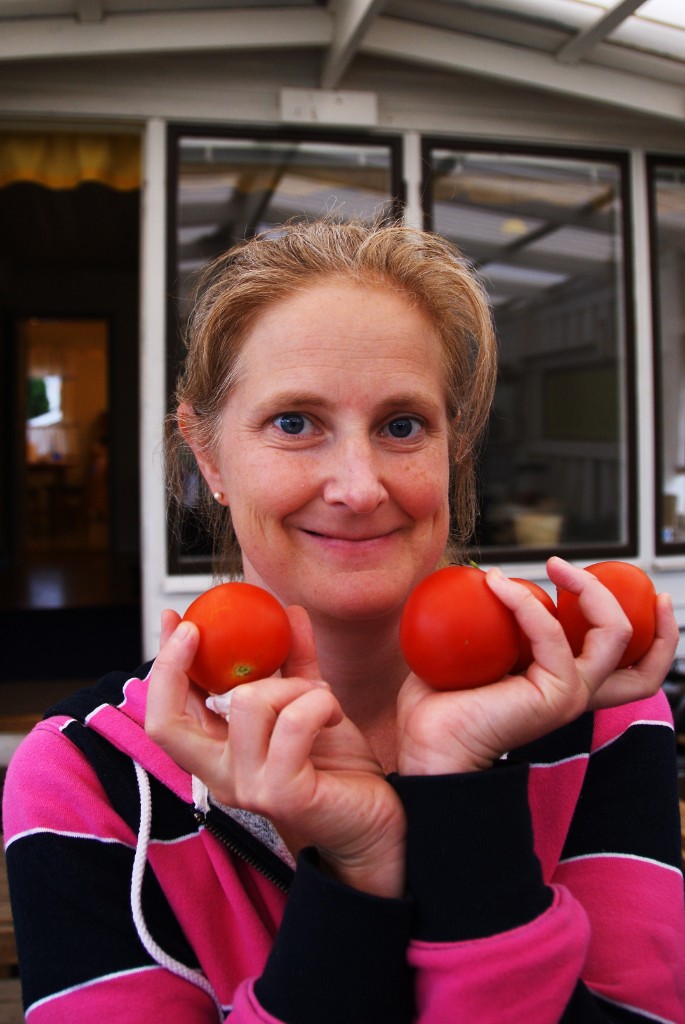 _DSC2923.JPG - Jajjamensan - Cilla har odlat egna tomater. Jättegoda.