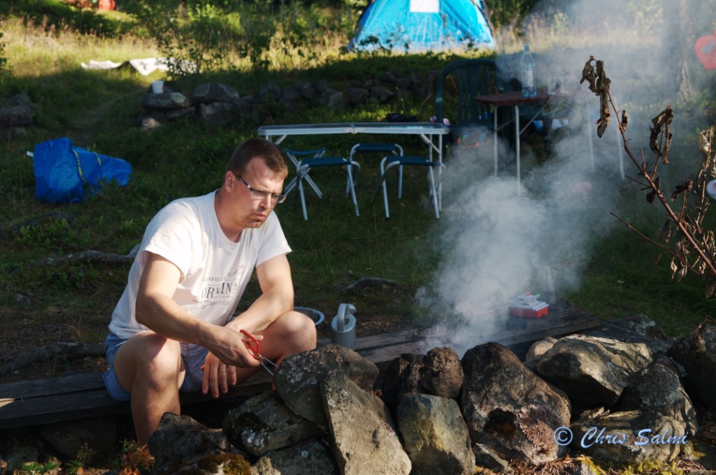 _DSC6413.JPG - Magnus grillar