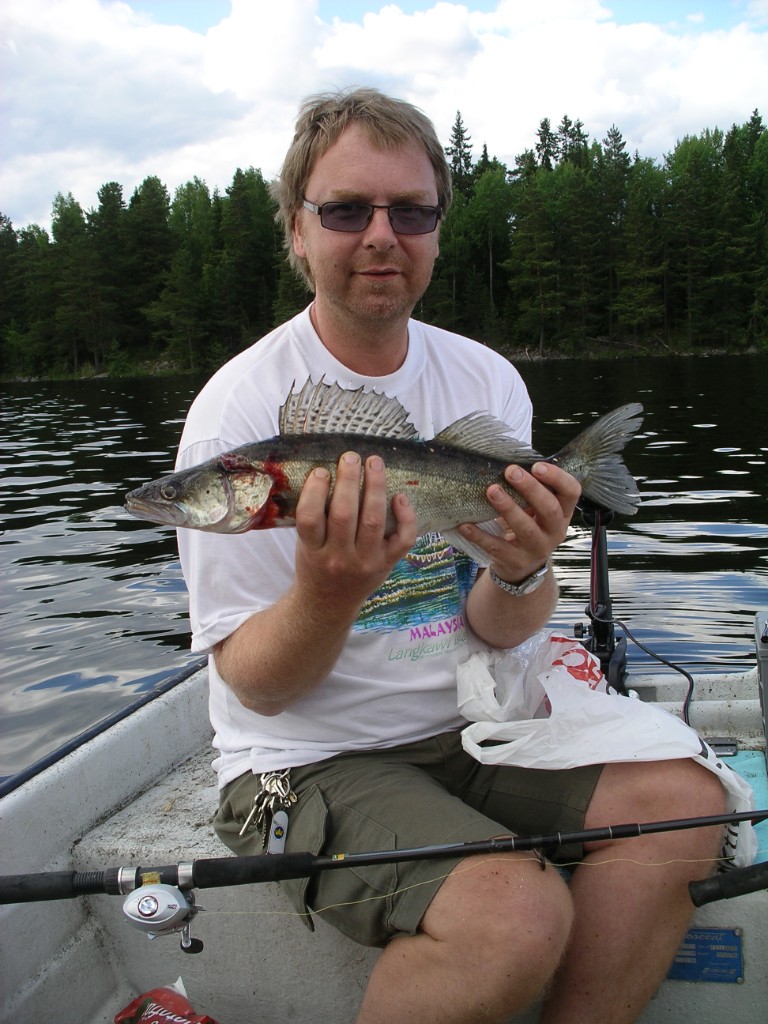 IMGP1113.JPG - Svenne med en gös