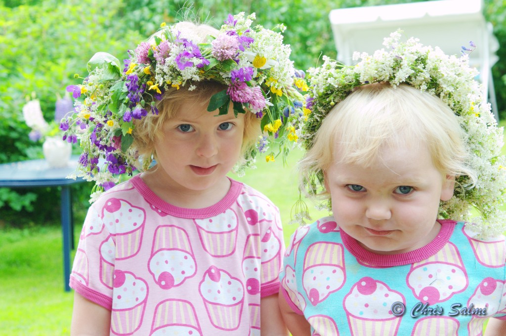 _DSC4946.JPG - Agnes och Alice  -ser att jag måste lägga tid på att fixa bilderna  -denna blev nästan urfrätt.