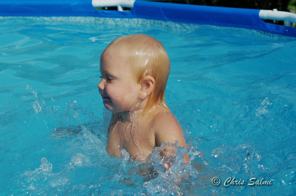 _DSC9755.JPG - Bad i poolen, Hinsebo Norberg