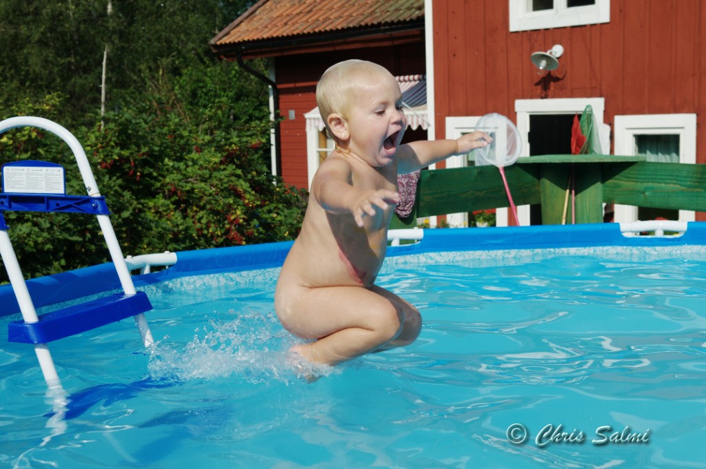 _DSC9766.JPG - Bad i poolen, Hinsebo Norberg