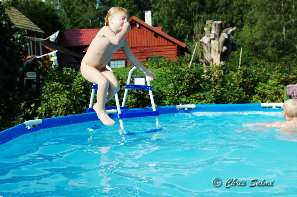 _DSC9780.JPG - Bad i poolen, Hinsebo Norberg