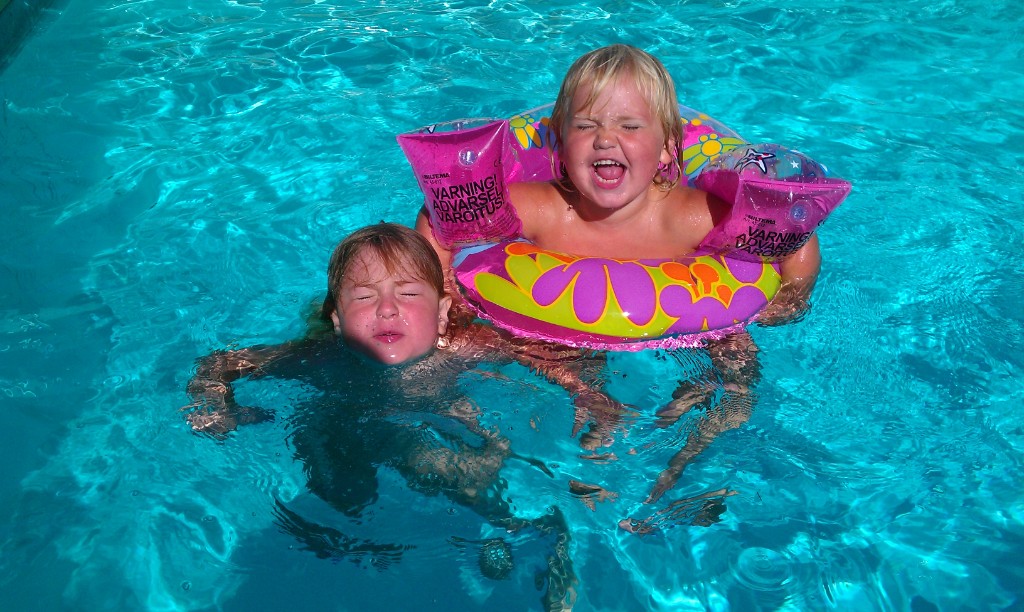 IMAG0773.jpg - Bad i poolen