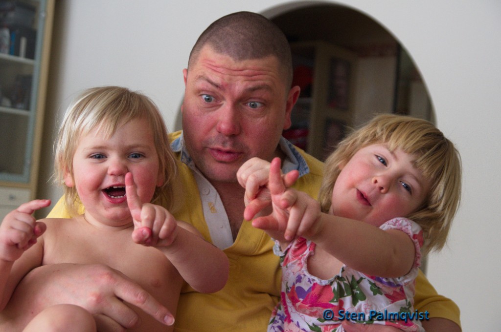 _IGP5671.JPG - Pappa Chris med sina busbarn